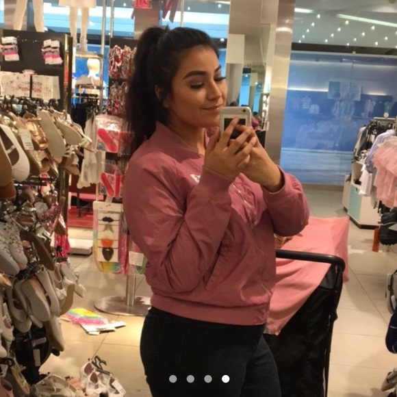 pink jacket - Picture 4 of 4